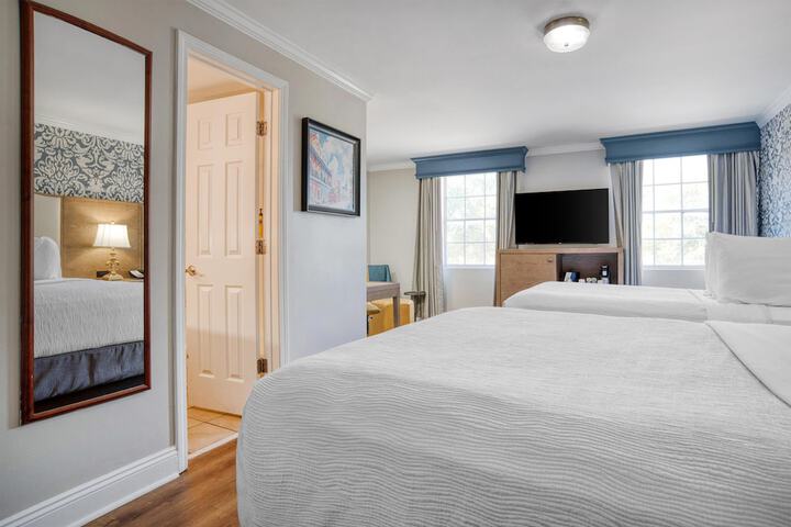 Room 16 of 65