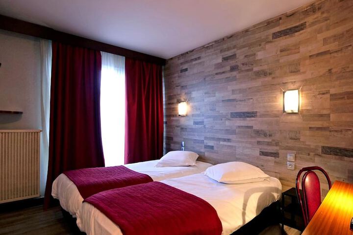 Room 14 of 29