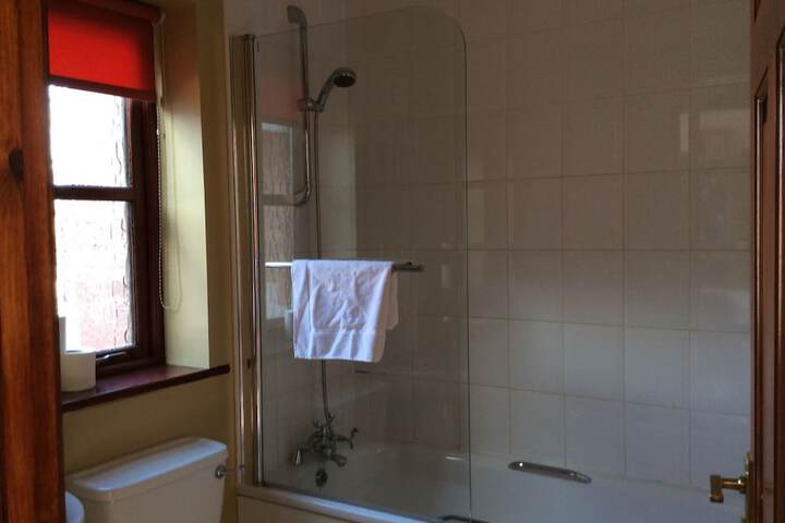 Room 14 of 27
