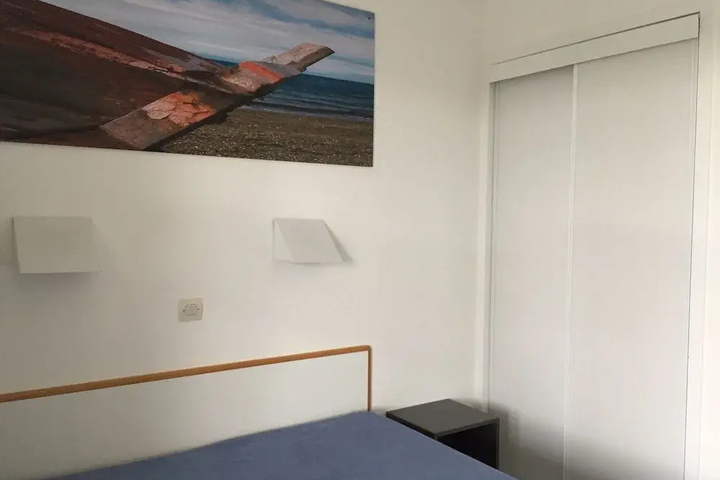 Room 2 of 22