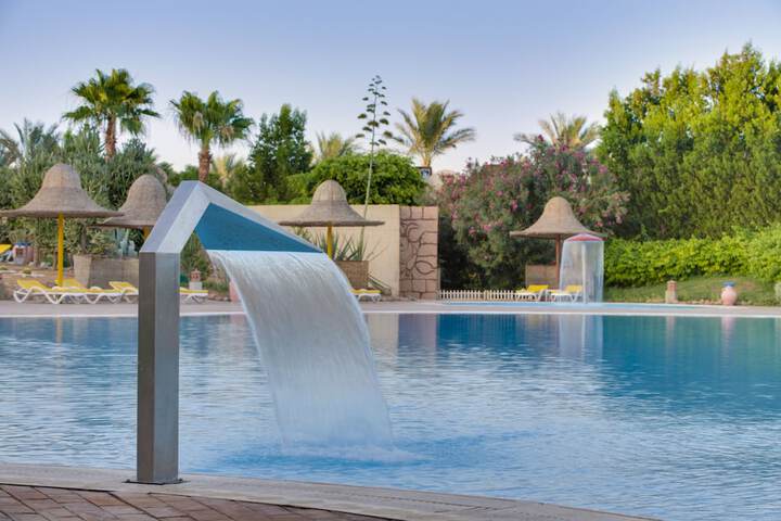 Hotel with Pool