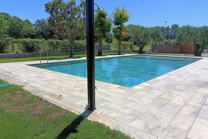 Pool 22 of 56