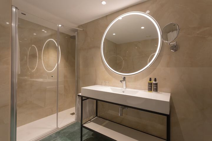 Bathroom Interior Photo