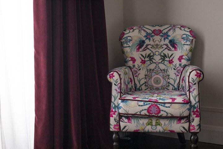 Room 25 of 94