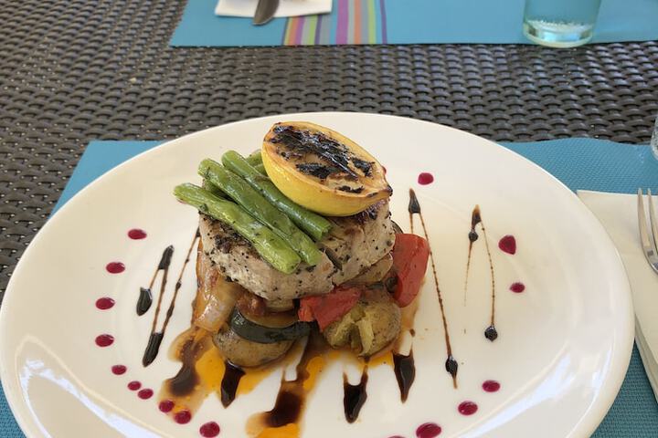 Dining 62 of 96
