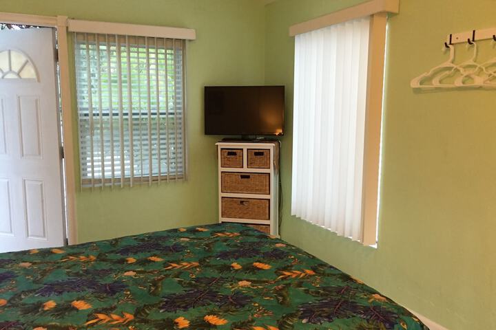 Room 25 of 64