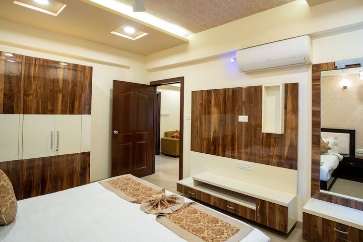 Room 15 of 53