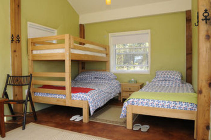 Room 9 of 22