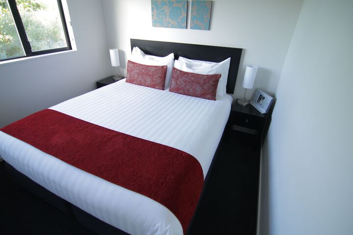 Room 3 of 34