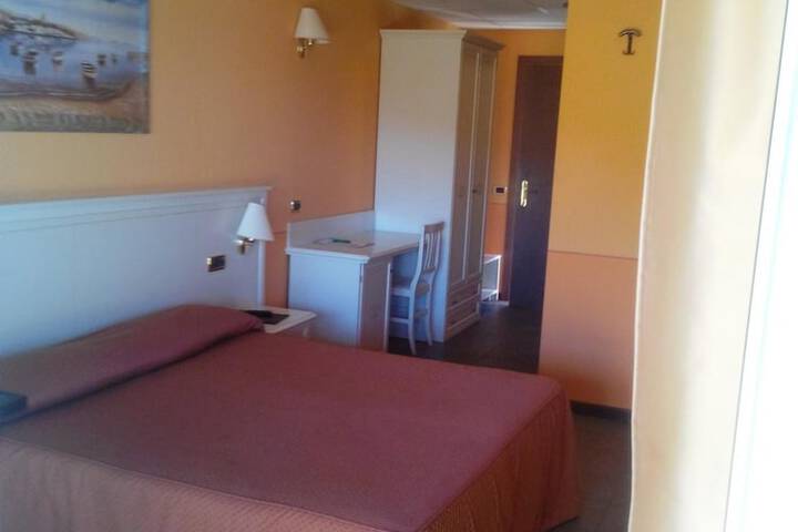 Room 7 of 45
