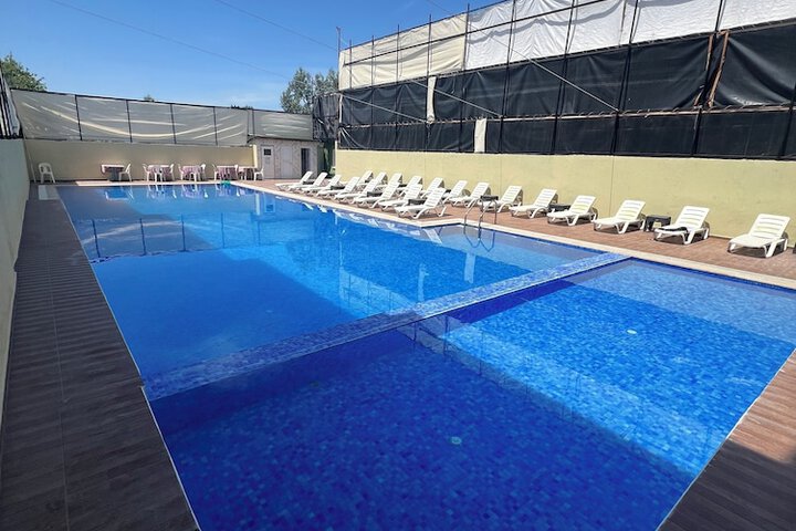 Pool 16 of 34