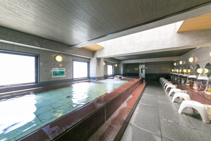 Hotel Pool