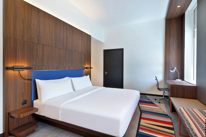 Room 13 of 50