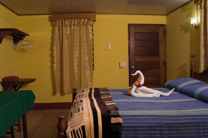 Room 16 of 44