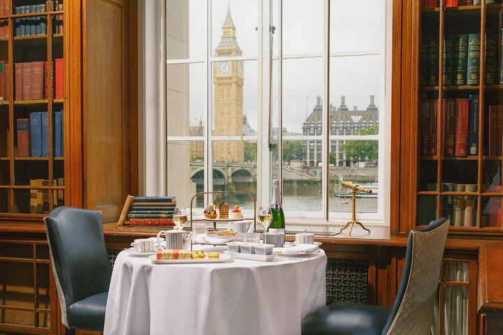 Dining 82 of 110