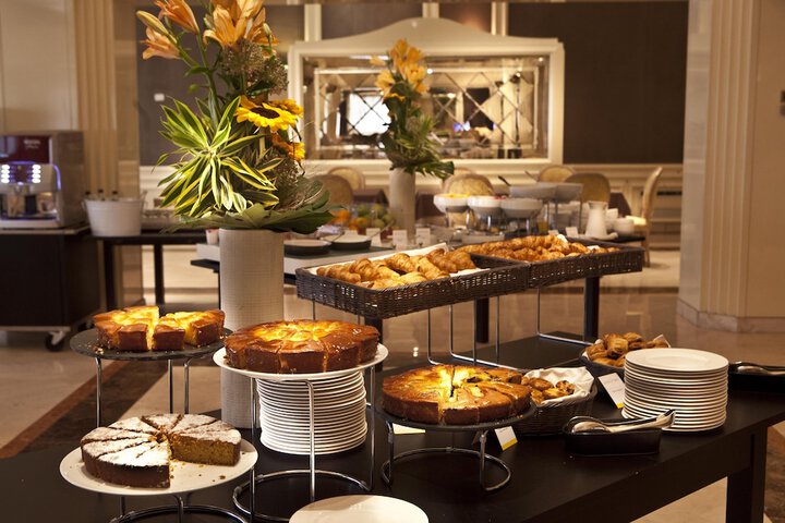 Dining 53 of 79