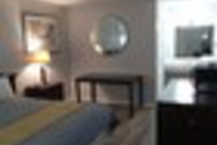Room 47 of 120