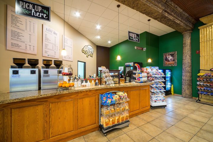 Breakfast/Coffee Service 149 of 173