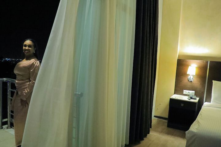 Hotel 85 of 88