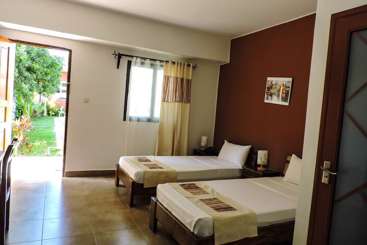 Room 9 of 41