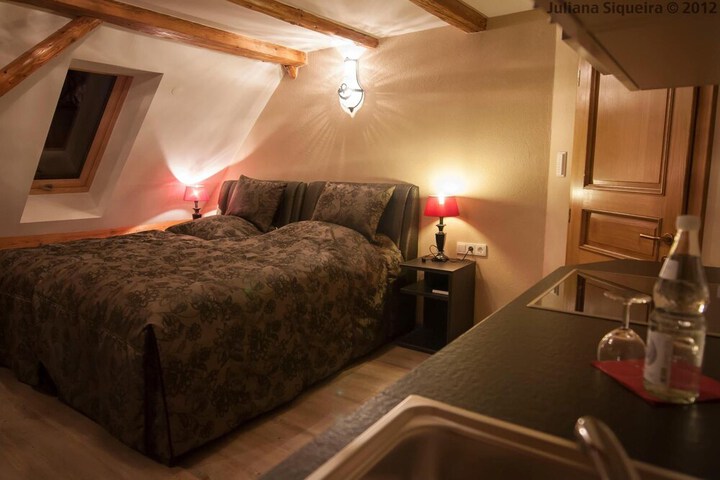 Room 15 of 64