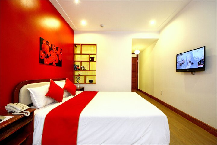 Room 6 of 119