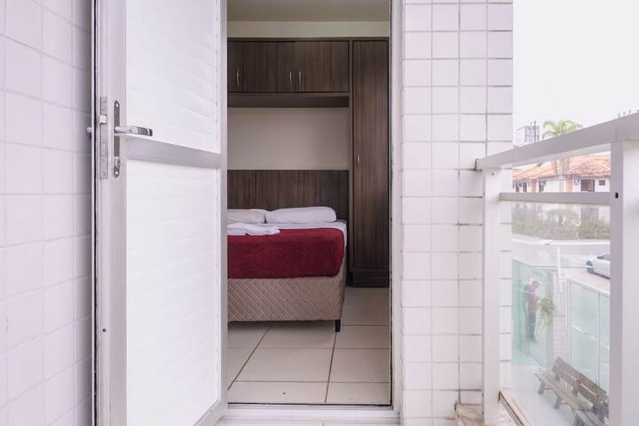 Room 53 of 269