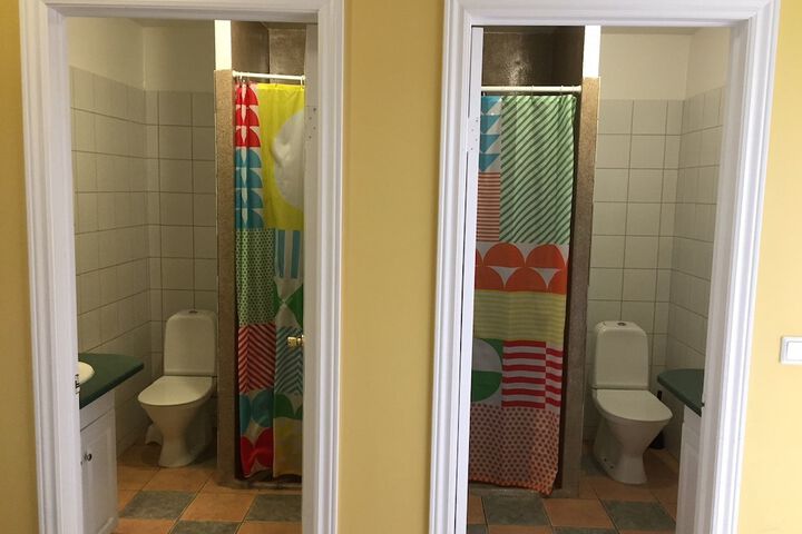 Room 42 of 78