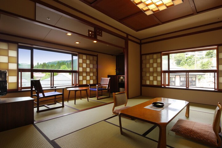 Room 14 of 55