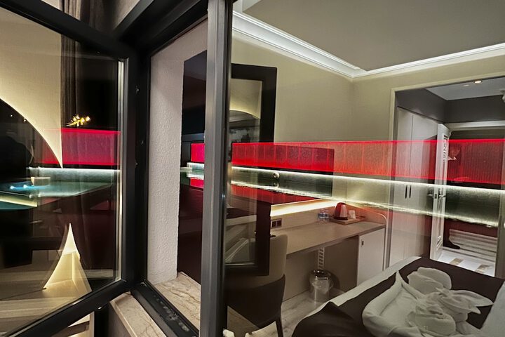 Room 40 of 72