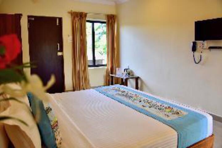Room 18 of 23