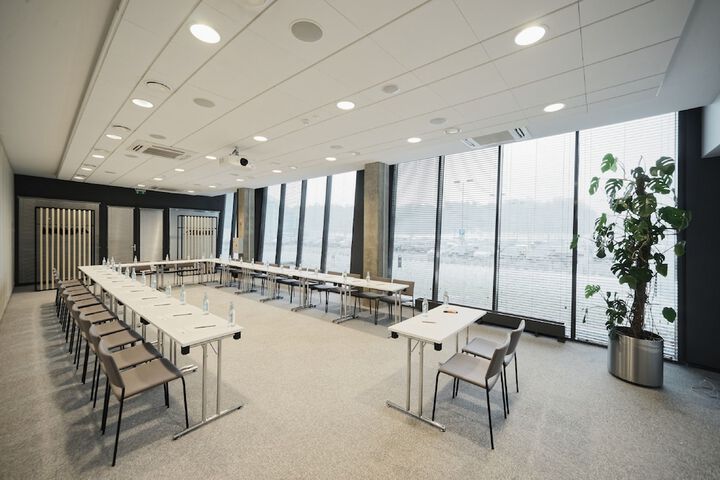 Meeting 40 of 48