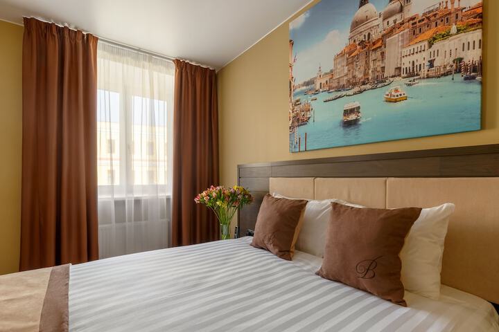 Room 46 of 89