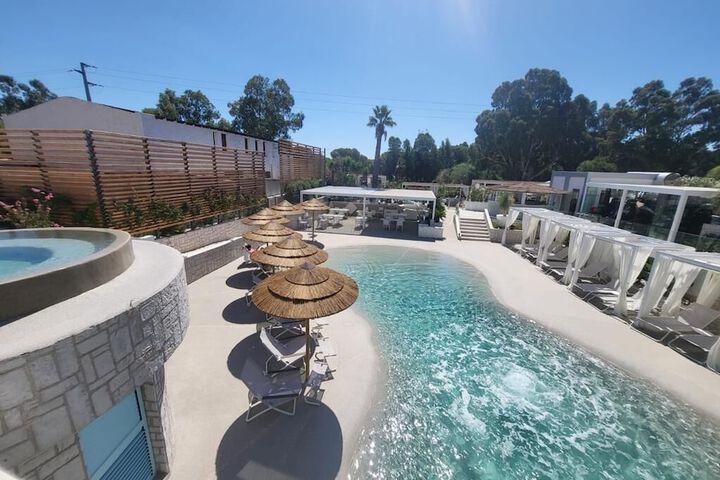 Pool 54 of 74