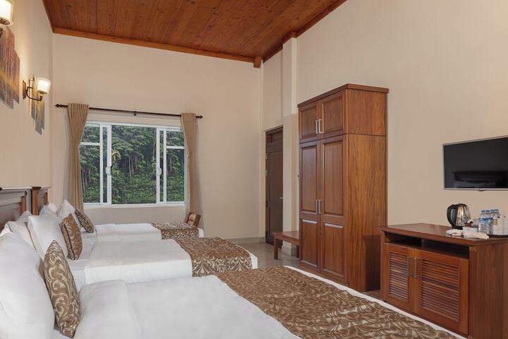Room 9 of 39