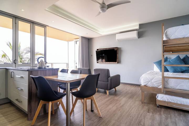 Room 98 of 223