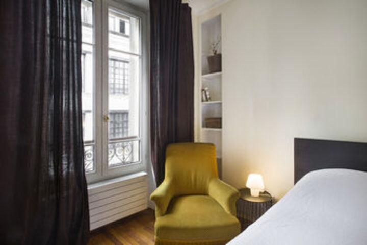 Room 40 of 168