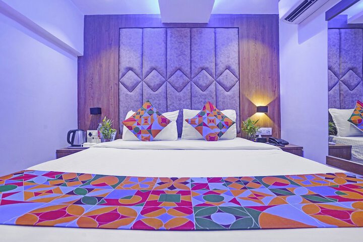 Room 8 of 40