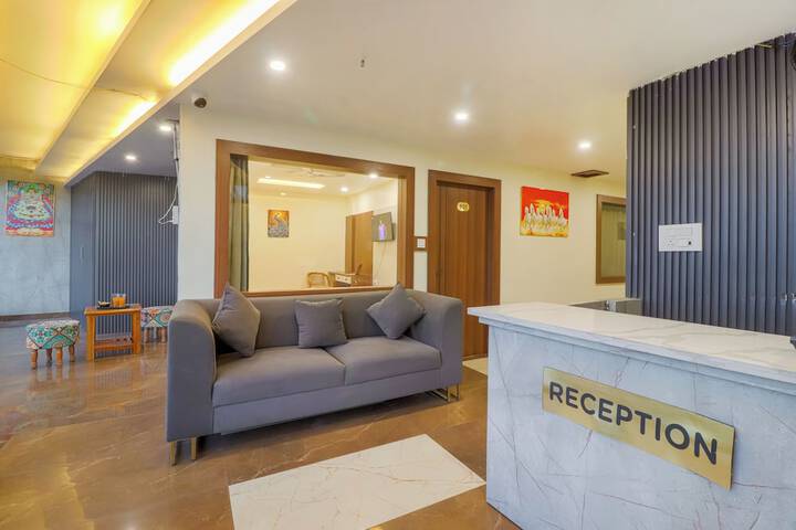 Hotel Interior 2 of 33