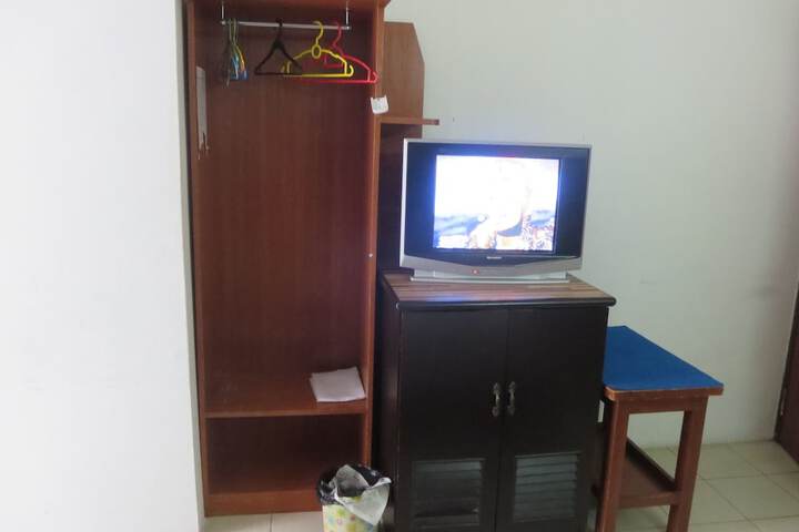 Room 10 of 22