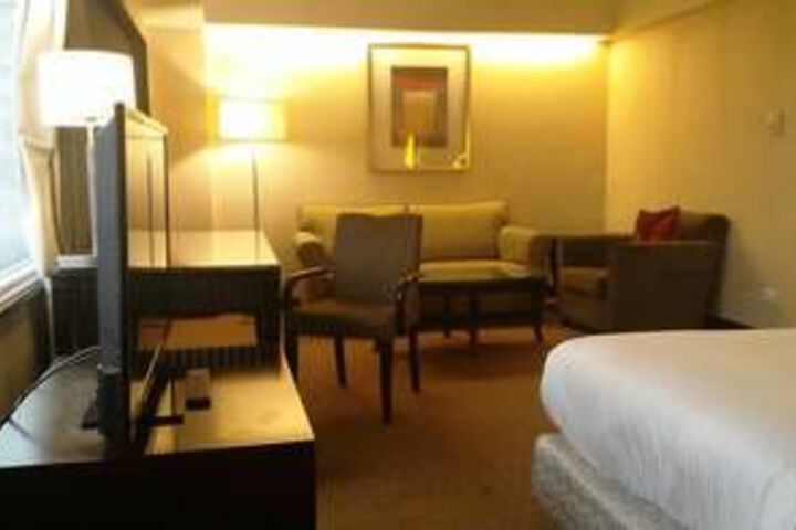 Room 61 of 82