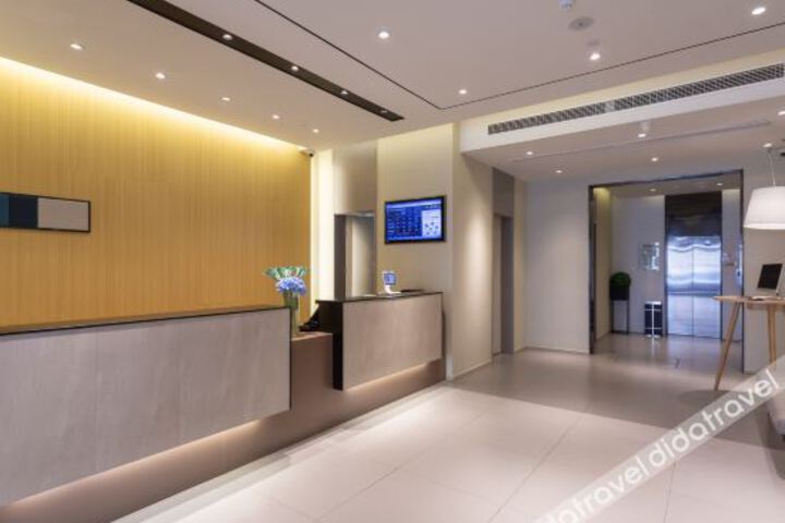 Hotel Interior 14 of 40