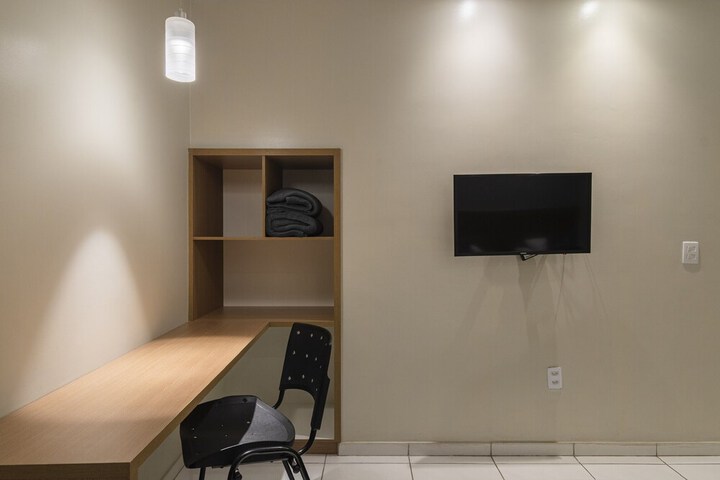 Room 30 of 73