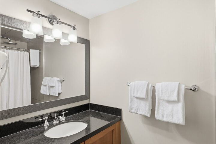 Room 421 of 457