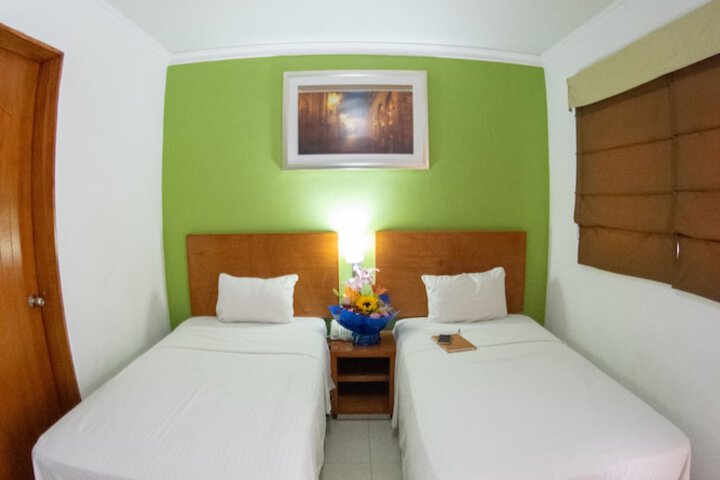 Room 26 of 59