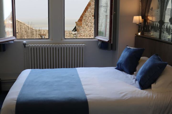 Room 54 of 94