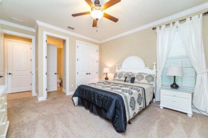 Room 15 of 26