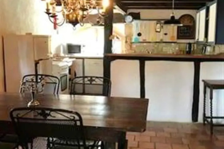 Dining 17 of 17