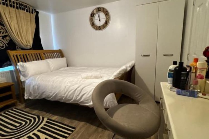 Room 3 of 22