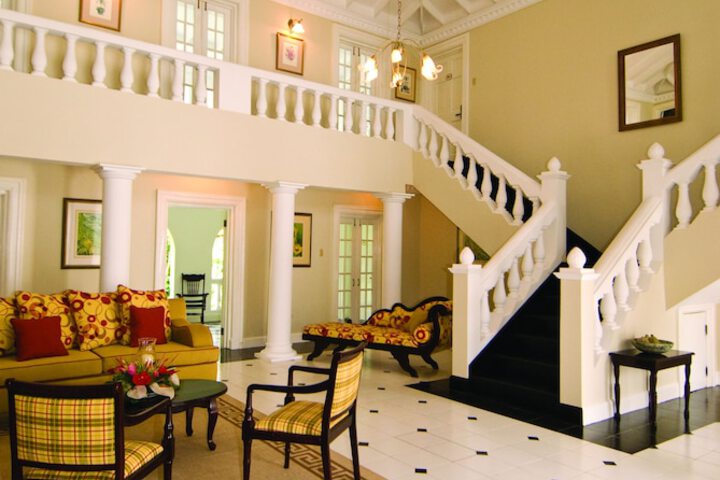 Ballroom/Hall 34 of 49
